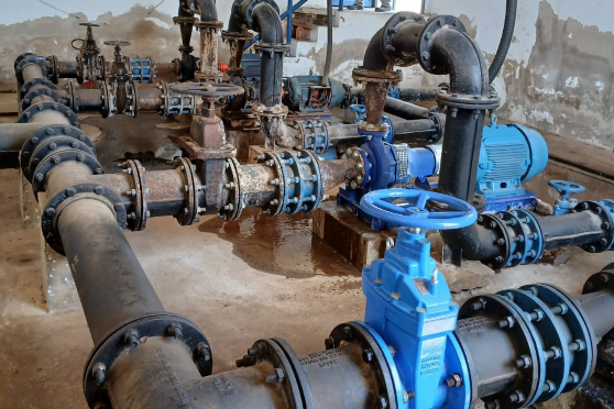 Águas do Piauí moderniza sistema de elevatória em Fronteiras