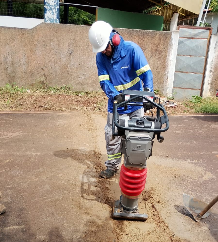 Altos recebe melhorias no abastecimento com ampliação de rede e interligações de poços