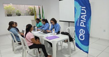 Mais de 100 famílias participam de mutirão para ter desconto na conta de água em Pedro II