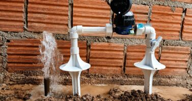 Águas do Piauí intensifica mutirão de novas ligações de água em Valença do Piauí, Simões e Picos