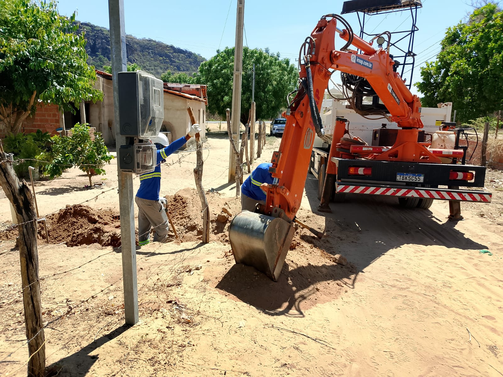 Águas do Piauí reforça abastecimento em Parnaguá para reduzir impactos do B-R-O-BRÓ