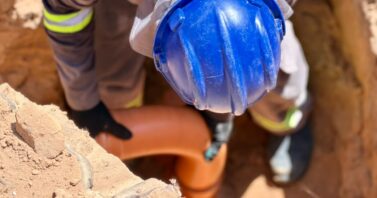 Novas ligações de esgoto seguem sendo realizadas em ruas do bairro Ceará, em Parnaíba